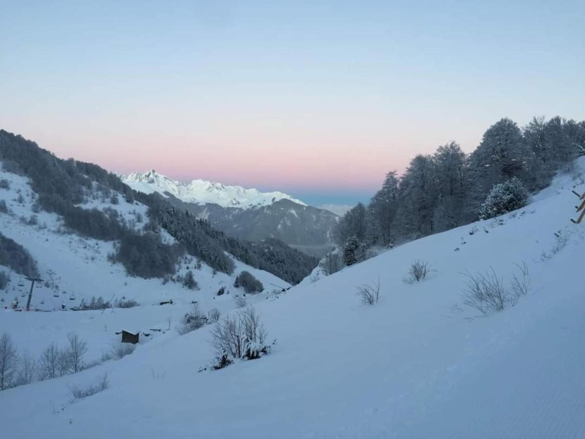 Apartmán Le Petit Nid Rouge Ustou Exteriér fotografie